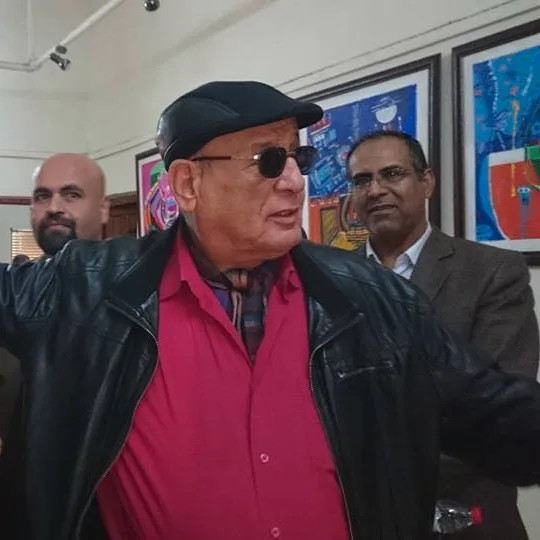 الفنان المطرب حسين نعمة في إفتتاح معرضه