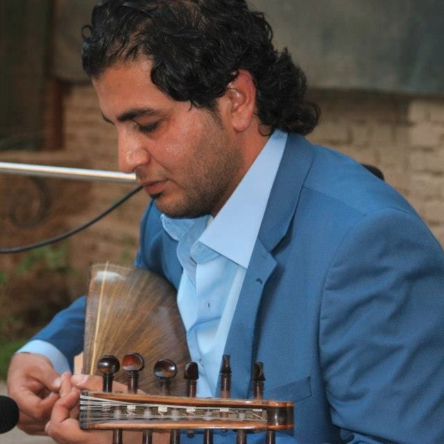 الفنان مصطفى زاير يحيي أمسية موسيقية