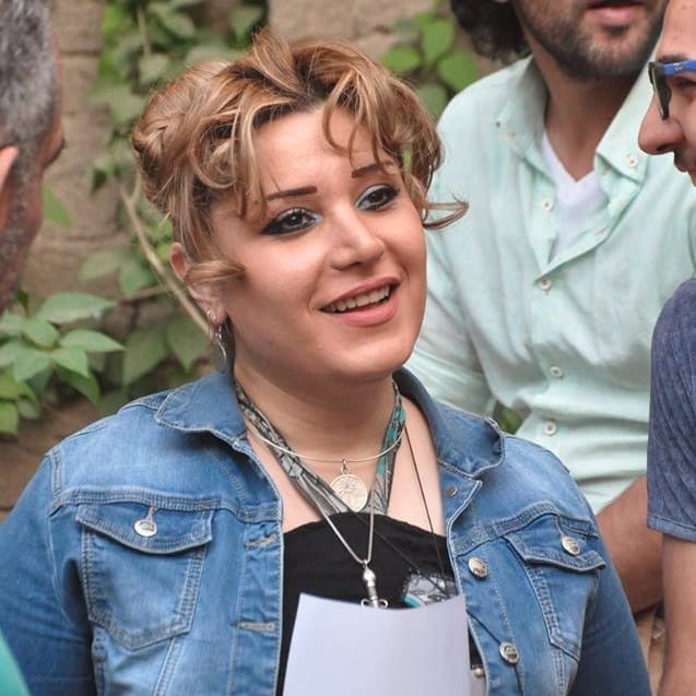 الفنانة آلاء حسين