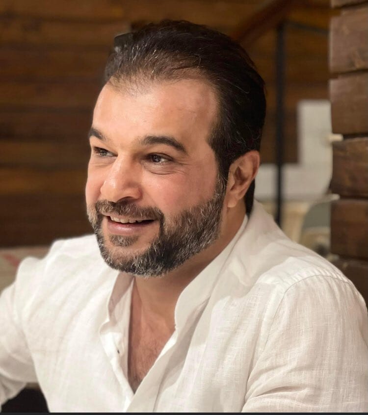 الإعلامي علي الخالدي