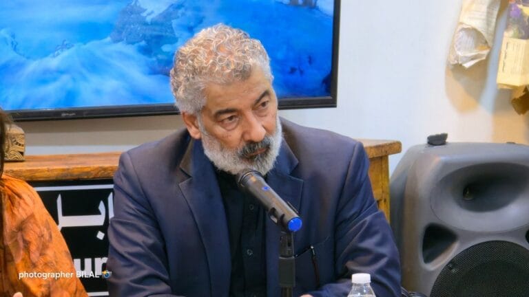 دور المثقف من القضايا السياسية والاجتماعية: جلسة الفنان والشاعر جبار المشهداني